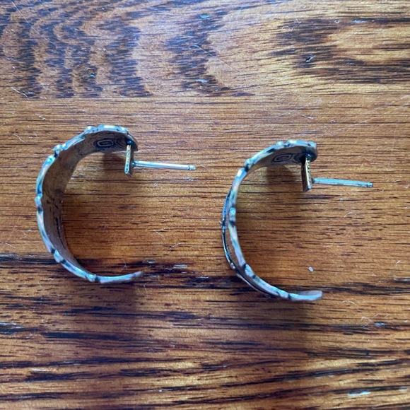 sterling silver half hoop post earrings (backs not included). 7 grams. Feminine - Picture 5 of 9